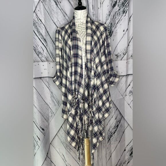 Billabong Tops - Billabong Plaid Flannel Finged Shawl Front Waterfall Shirt M